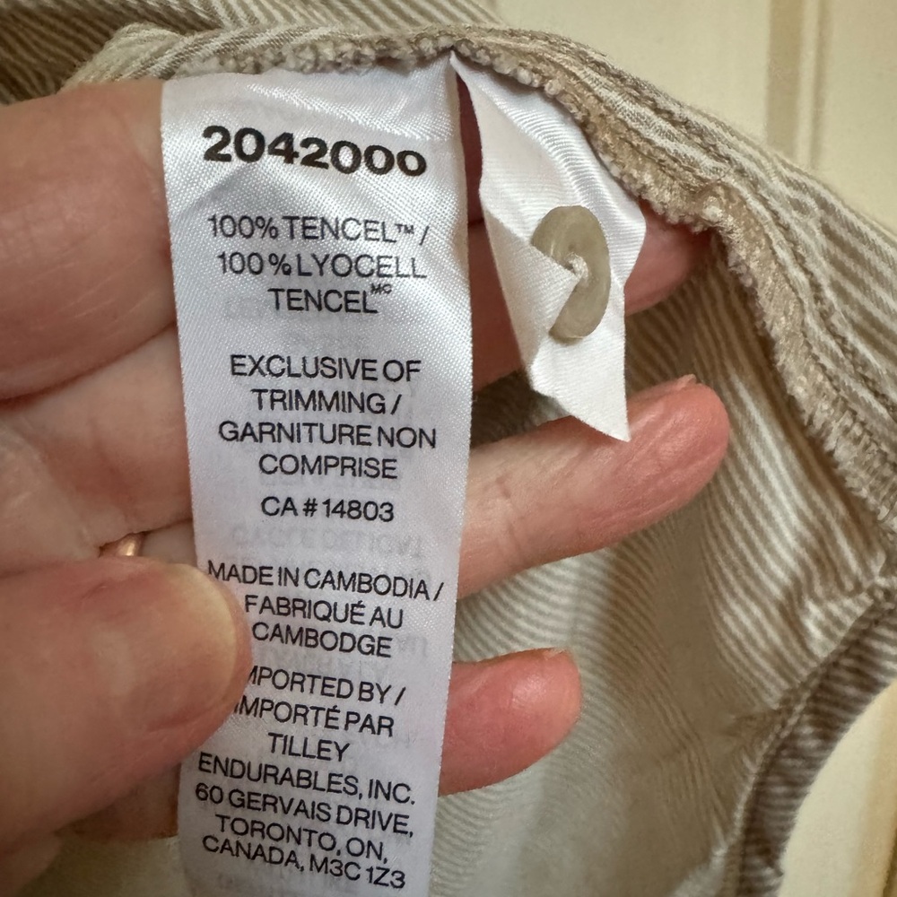 Tilly Tan & Cream Pinstriped Short Sleeve Tencel Buttoned Short Sleeve Shirt. S - Picture 5 of 5